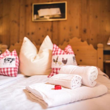 Chalet Alpenrose Bio Wellness Naturhotel Cogolo Esterno foto