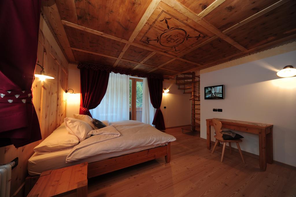 Chalet Alpenrose Bio Wellness Naturhotel Cogolo Esterno foto