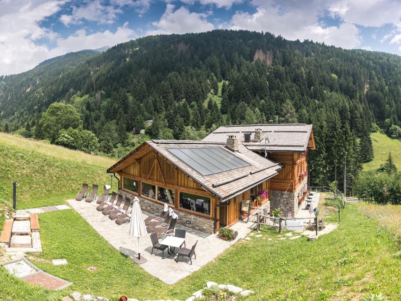 Chalet Alpenrose Bio Wellness Naturhotel Cogolo Esterno foto